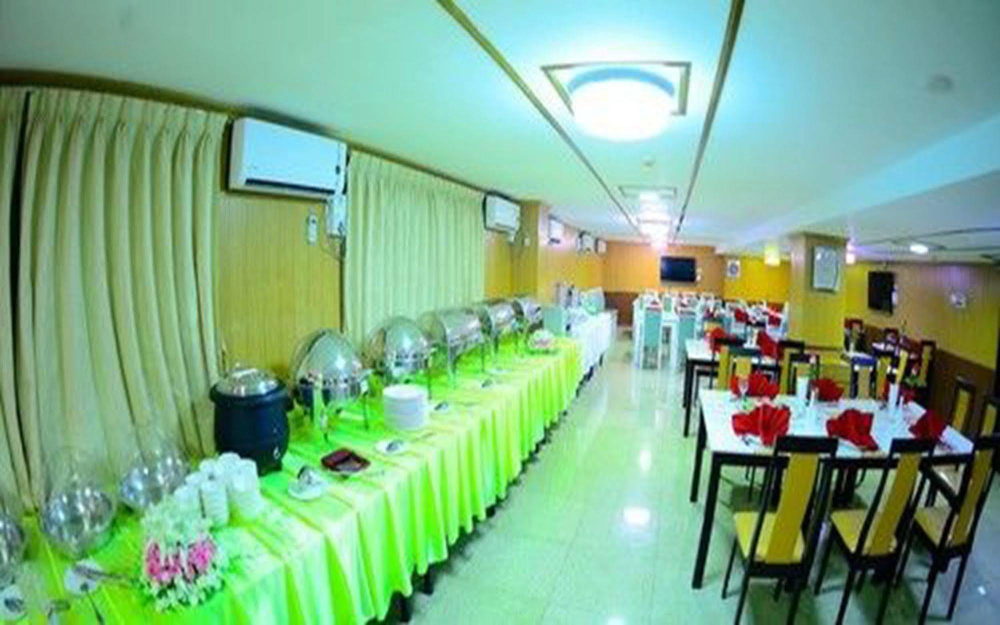 Gyogon Vega Star Hotel מראה חיצוני תמונה